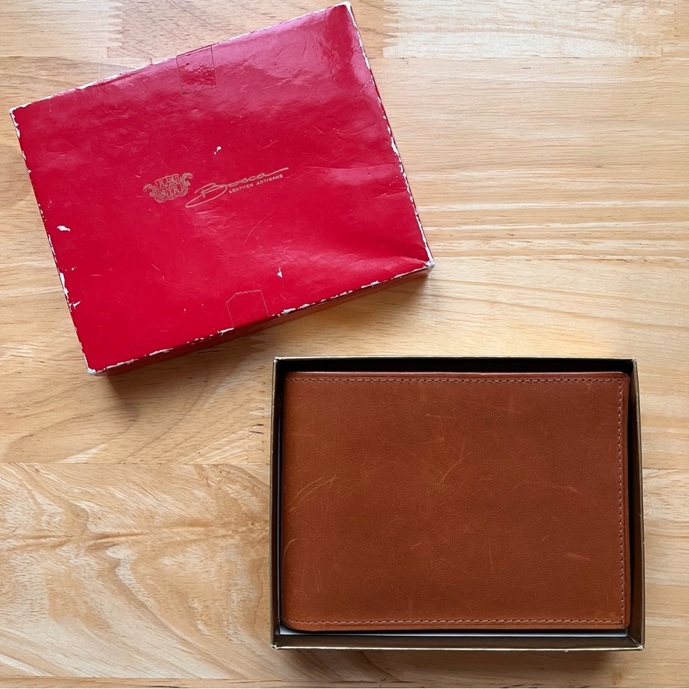 AMERICAN BELTING by BOSCA Italian Leather Bifold Wallet w/ Removable I.D. Insert